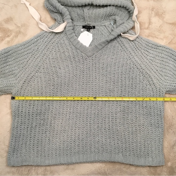 NWT Love Tree Soft Knit Cropped Hooded Sweater Size Medium - Picture 8 of 8